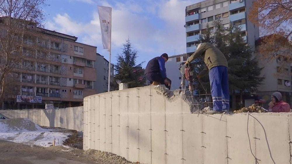 Σερβία και Κοσσυφοπέδιο ετοιμάζονται για το «δεύτερο ημίχρονο» – Αλβανοί: «Μόσχα και Βελιγράδι έχουν άλλα σχέδια – Κρίσιμοι οι επόμενοι 4 μήνες»